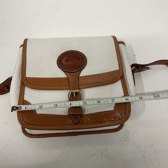 VTG DOONEY & BOURKE White Brown All-Weather Leather Pebble Crossbody Bag 8”x8” - Picture 11 of 12